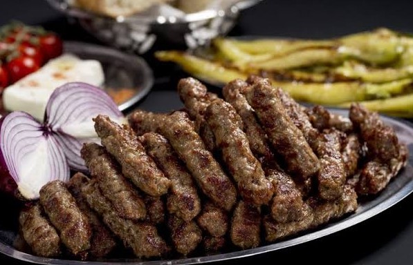 Kebapi — Macedonian grilled minced-meat fingers