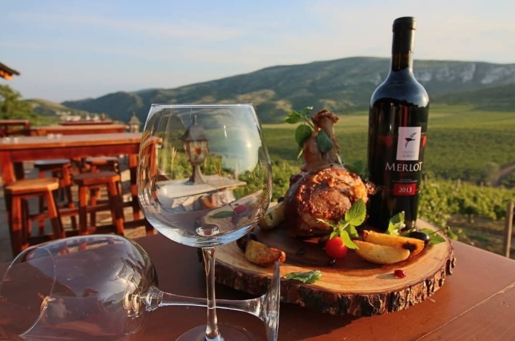 Lazar & Chateau Sopot wineries winter tasting day trip