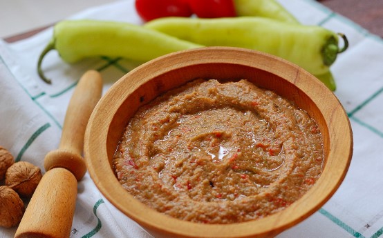 Pindzur — roasted pepper and tomato relish