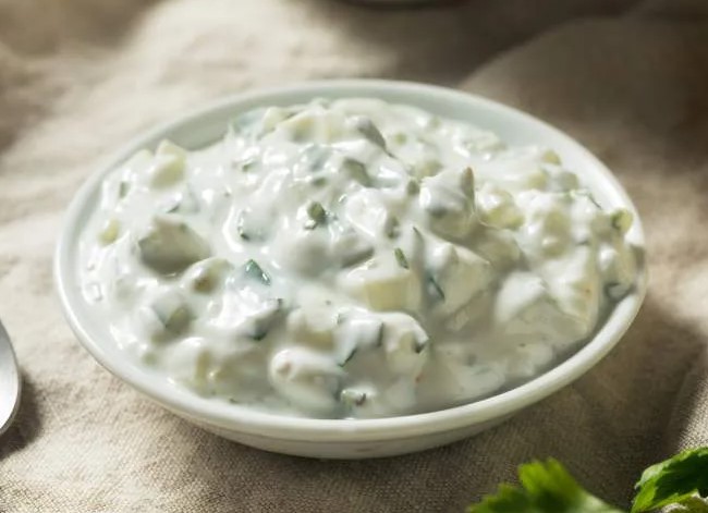 Taratur — cold yogurt and cucumber salad